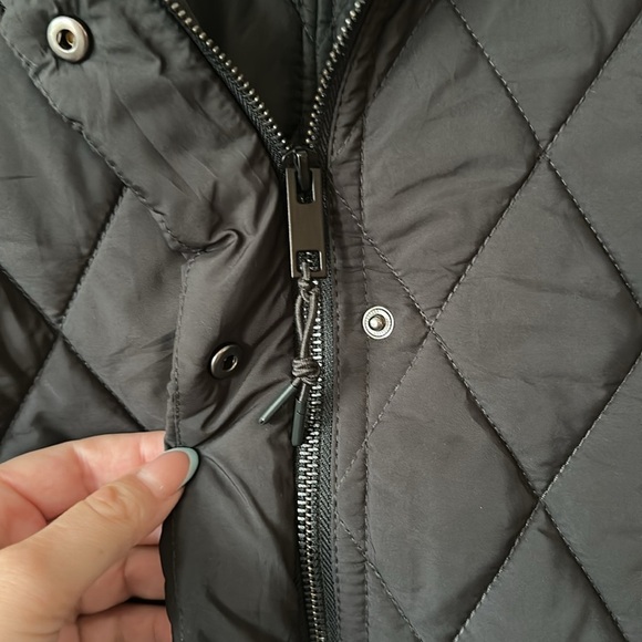 ZARA | Black Puffer Jacket with Stand-Up Collar - Picture 5 of 12